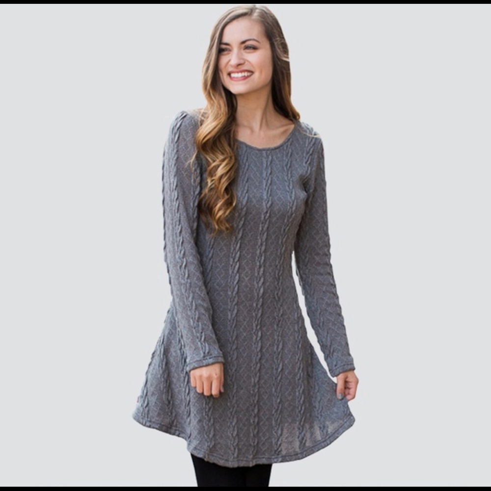 Round neck long sleeve dress